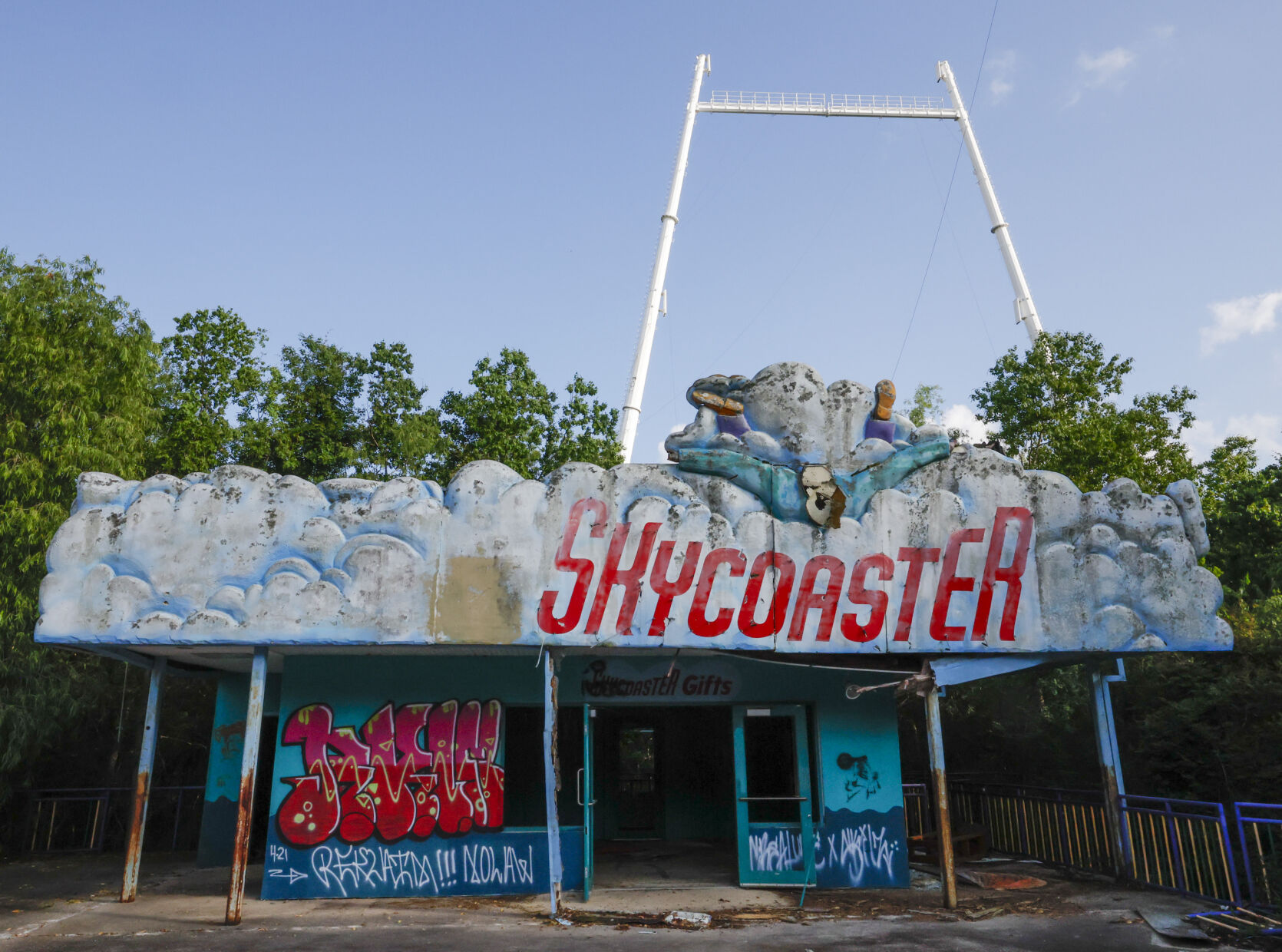 NO.sixflags.ADV.08.jpg
